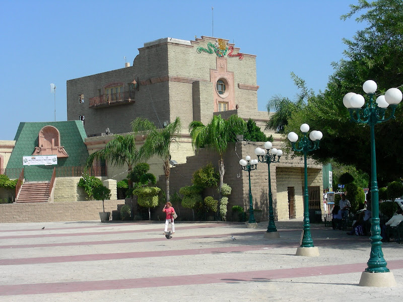 Nuevo Laredo, Mexico City Photos USA/World Forum